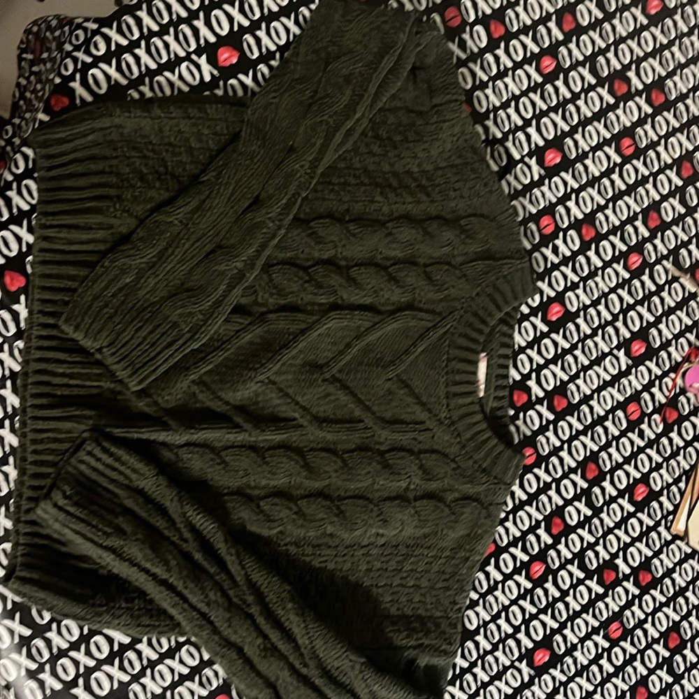Forest green knitted sweater